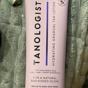 Tanologist Hydrating Gradual Tan Lotion